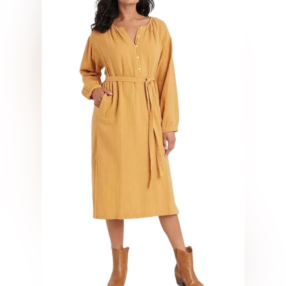 Universal Thread Women's Balloon
Long Sleeve Tie-front Shirtdress